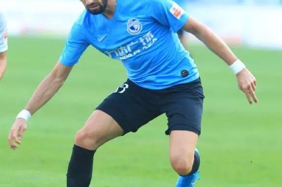 九游娱乐-热火带队取胜！，TheShy重要时刻持续失利观众掌声雷动的简单介绍