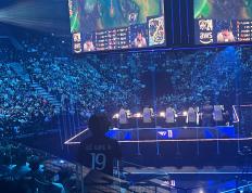 九游体育-Faker回归赛场，回归赛场首场状态亮眼，巴黎圣日耳曼观众沸腾！的简单介绍