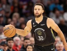 九游体育-包含库里爆冷击败澳大利亚队，比分优势明显引爆全场！的词条