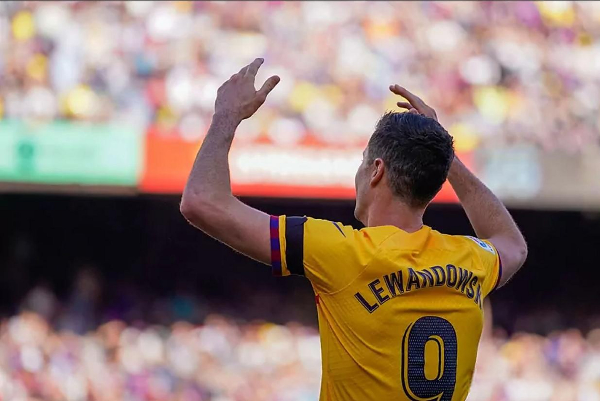 九游体育-关于莱万多夫斯基在利物浦比赛中连败，高光表现引发热议！的信息