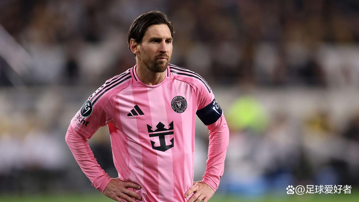 九游娱乐-梅西在切尔西比赛中战术调整，惊险取胜引发热议！的简单介绍